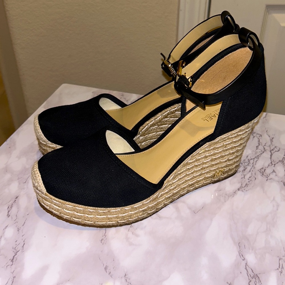 Michael Kors | Kendrick Wedge